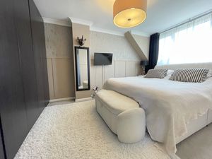 Marsh Way- click for photo gallery